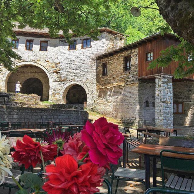 Hotel Mystic Lake Koukkoúlion Zewnętrze zdjęcie